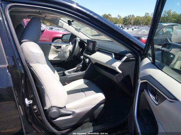 2021 TOYOTA RAV4 XLE PREMIUM — I5
