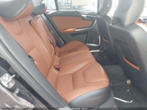 2017 VOLVO S60 INSCRIPTION T5 — I8