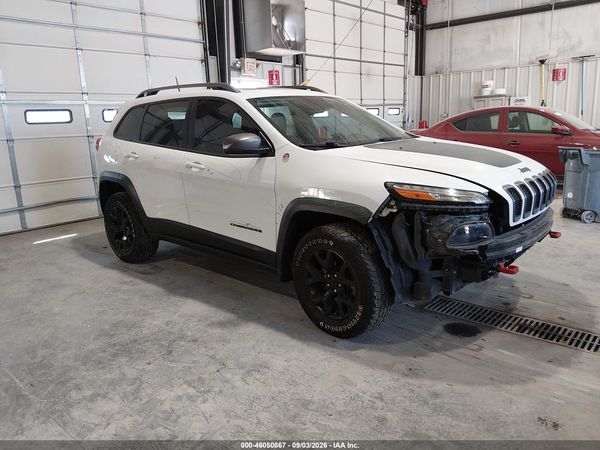 2016 JEEP CHEROKEE TRAILHAWK — I1