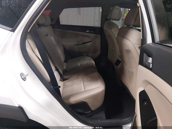 2018 HYUNDAI TUCSON VALUE — I8