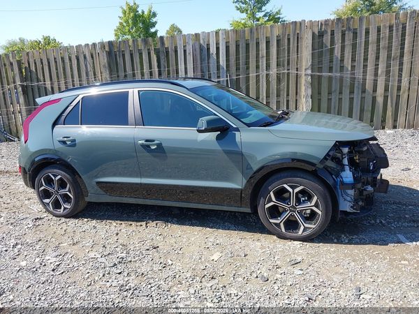 2025 KIA NIRO EX TOURING — I116