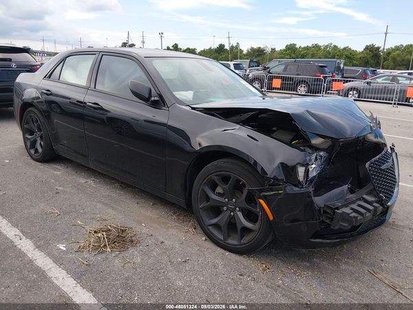 2022 CHRYSLER 300 TOURING — I1