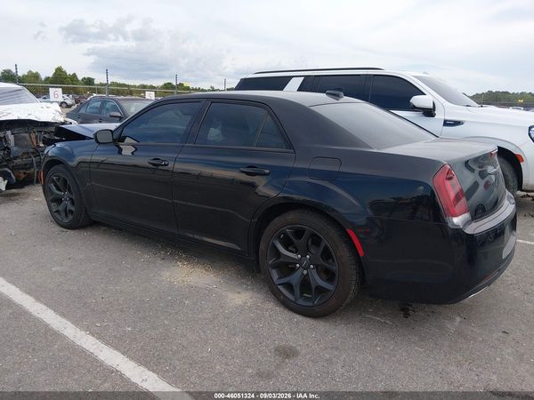 2022 CHRYSLER 300 TOURING — I3