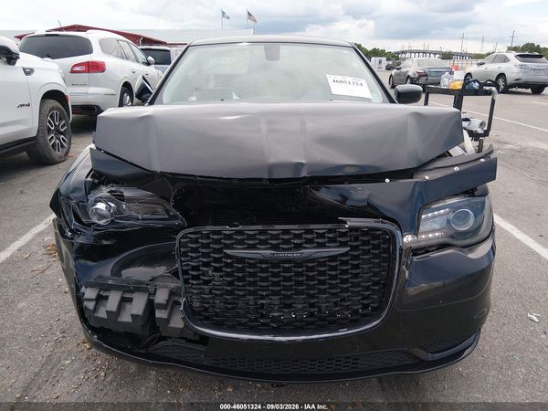 2022 CHRYSLER 300 TOURING — I115
