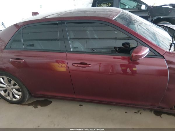 2017 CHRYSLER 300 LIMITED AWD