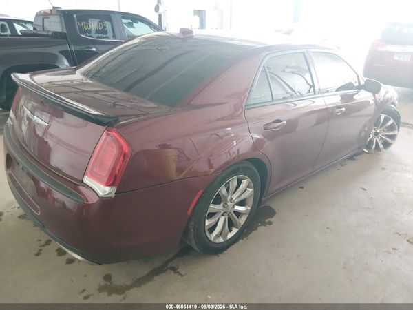 2017 CHRYSLER 300 LIMITED AWD