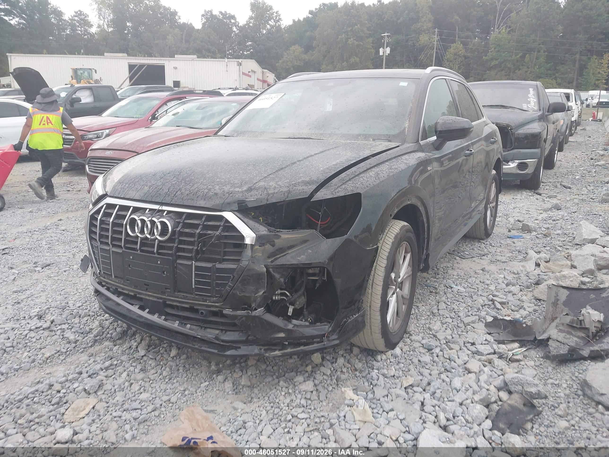 2025 AUDI Q3 — I2