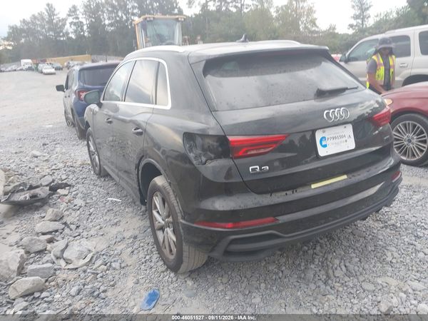 2025 AUDI Q3 — I3