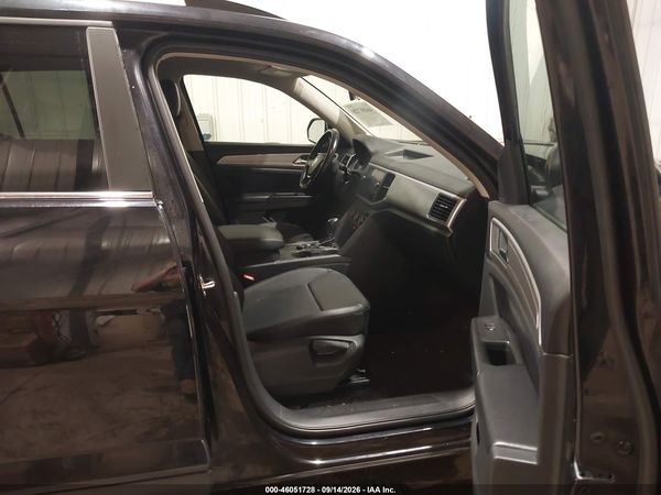2018 VOLKSWAGEN ATLAS 3.6L V6 SE — I5