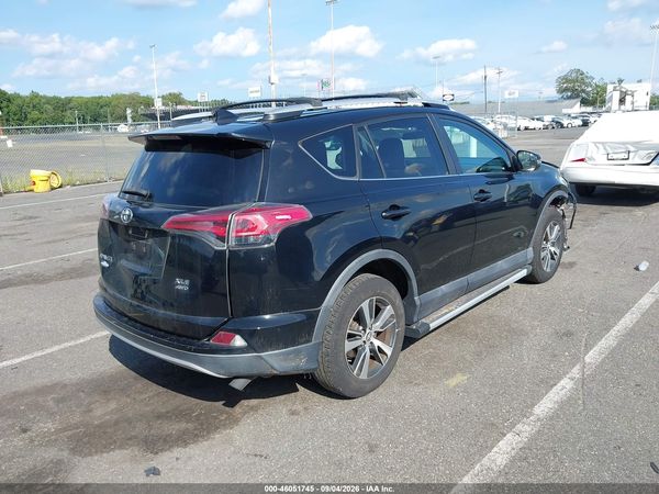 2016 TOYOTA RAV4 XLE — I4