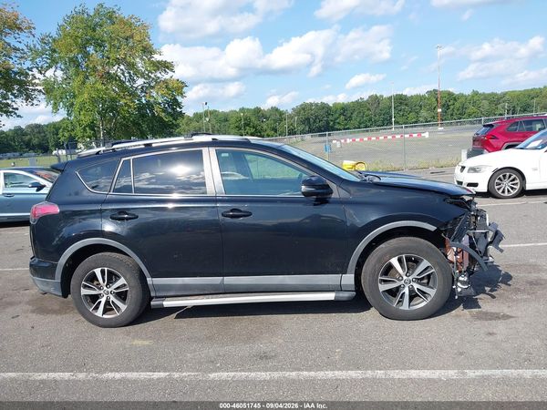 2016 TOYOTA RAV4 XLE — I116