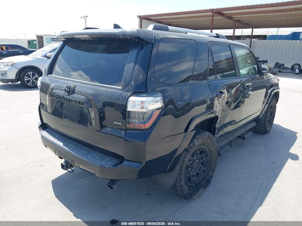 2022 TOYOTA 4RUNNER SR5 PREMIUM — I4