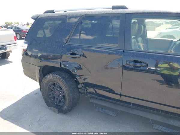 2022 TOYOTA 4RUNNER SR5 PREMIUM — I6