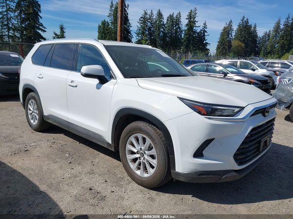 2025 TOYOTA GRAND HIGHLANDER XLE — I1