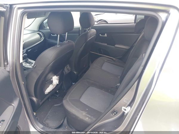 2016 KIA SPORTAGE LX — I8
