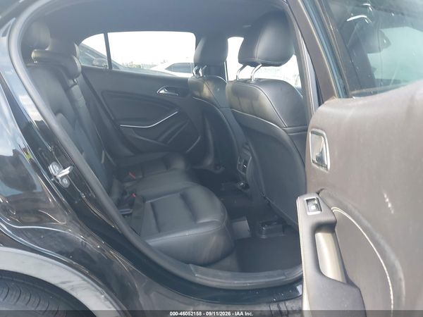2019 MERCEDES-BENZ GLA 250 GLA250 — I8
