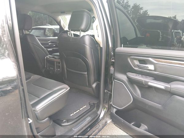 2019 RAM 1500 LARAMIE  4X4 5'7 BOX — I8