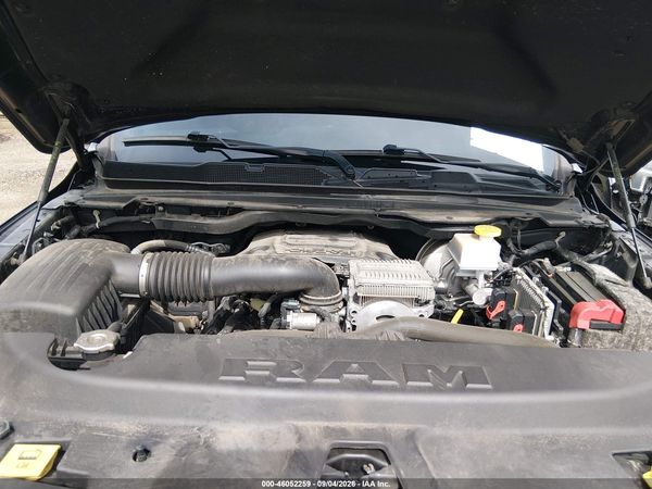 2019 RAM 1500 LARAMIE  4X4 5'7 BOX — I10