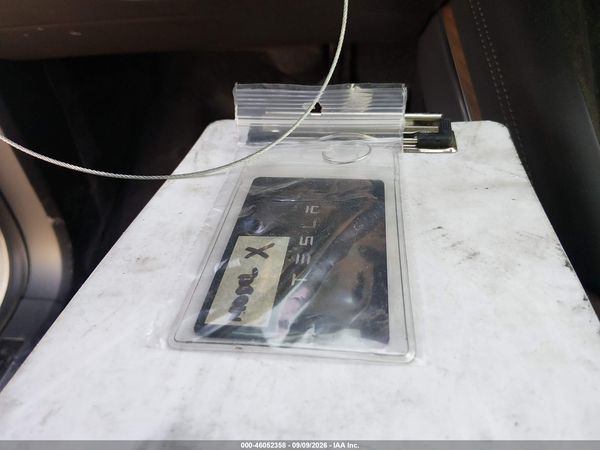 2022 TESLA MODEL X — I11