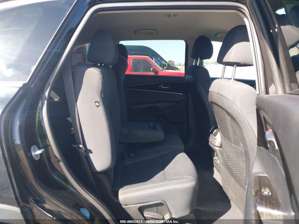 2019 KIA SORENTO 3.3L LX — I8