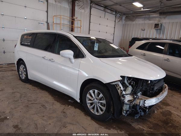 2018 CHRYSLER PACIFICA TOURING PLUS — I1