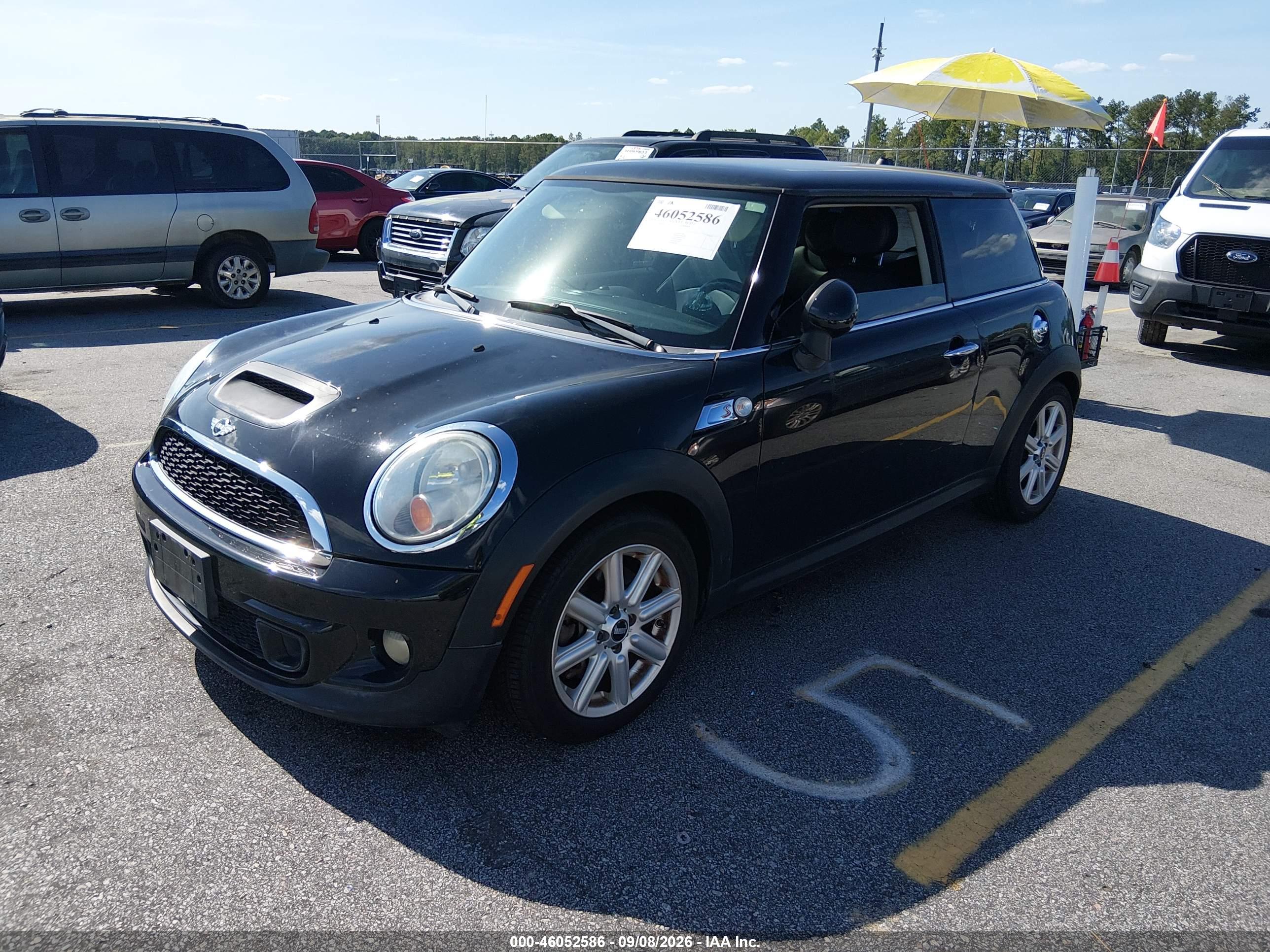 2012 MINI COOPER S