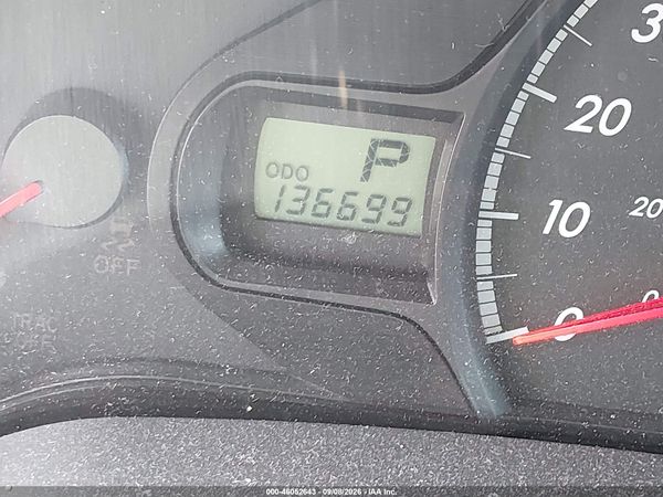 2014 TOYOTA SIENNA LE V6 8 PASSENGER — I118