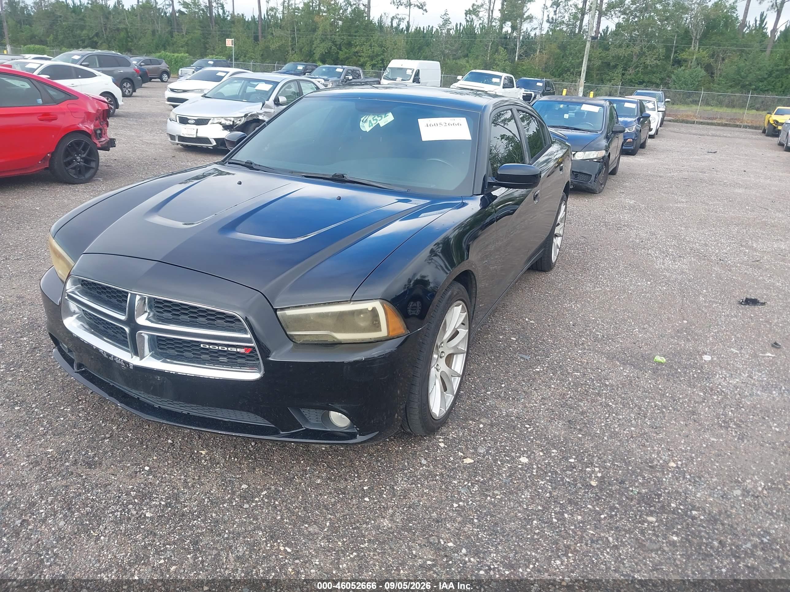 2013 DODGE CHARGER SXT