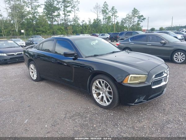 2013 DODGE CHARGER SXT