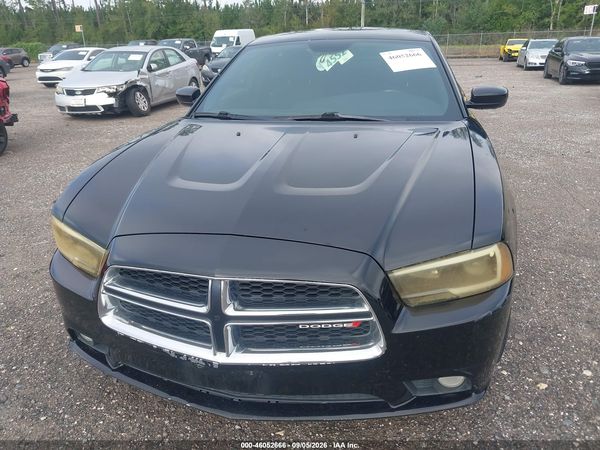 2013 DODGE CHARGER SXT
