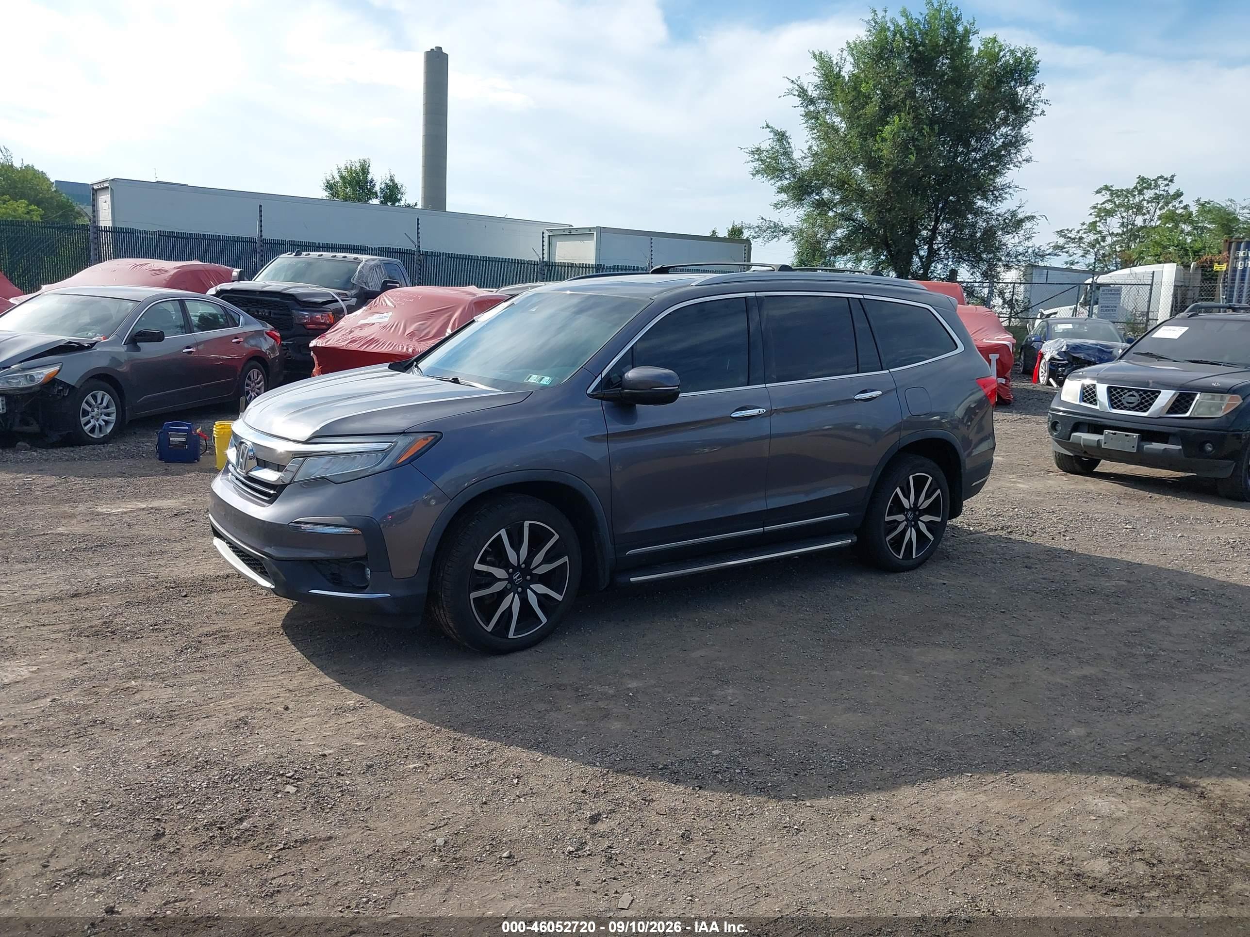 2020 HONDA PILOT AWD TOURING 8 PASSENGER — I2