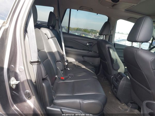 2020 HONDA PILOT AWD TOURING 8 PASSENGER — I8
