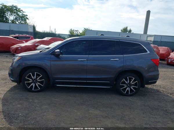 2020 HONDA PILOT AWD TOURING 8 PASSENGER — I117