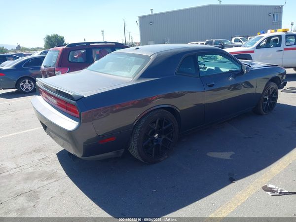 2014 DODGE CHALLENGER R/T — I4