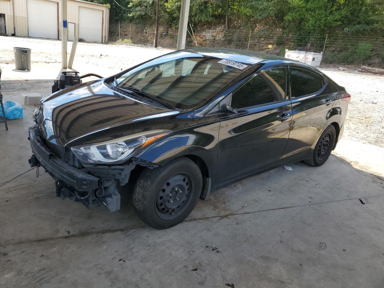 2016 HYUNDAI ELANTRA — Front 3/4