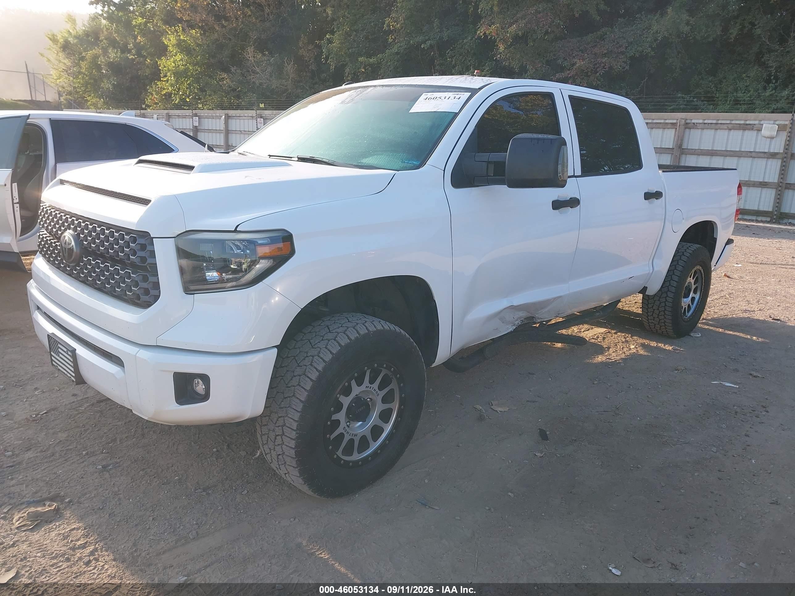 2019 TOYOTA TUNDRA SR5 5.7L V8 — I2