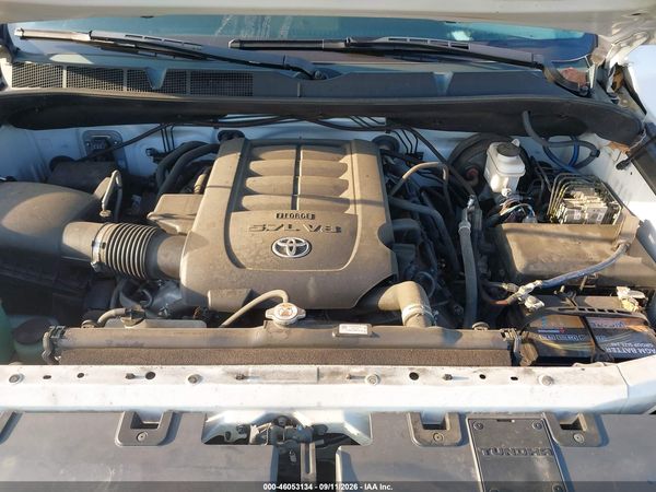 2019 TOYOTA TUNDRA SR5 5.7L V8 — I10