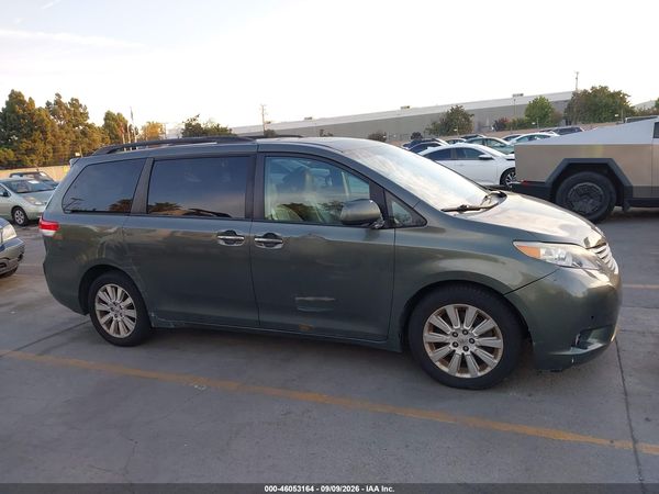 2012 TOYOTA SIENNA LIMITED 7 PASSENGER