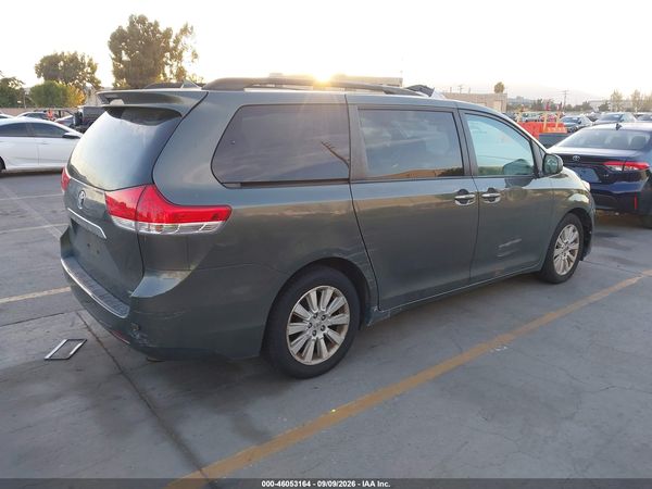 2012 TOYOTA SIENNA LIMITED 7 PASSENGER
