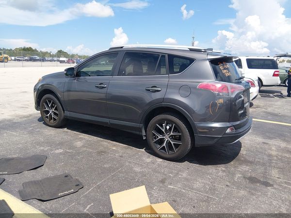 2016 TOYOTA RAV4 SE — I3