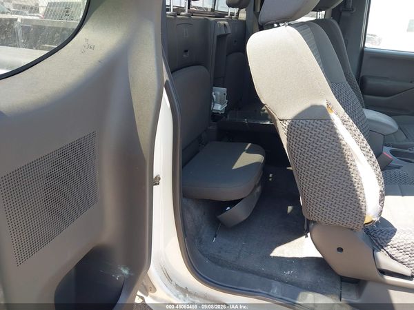 2018 NISSAN FRONTIER SV