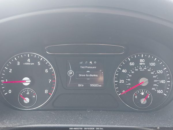 2017 KIA SORENTO 2.4L LX — I7