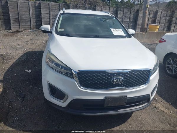 2017 KIA SORENTO 2.4L LX — I115