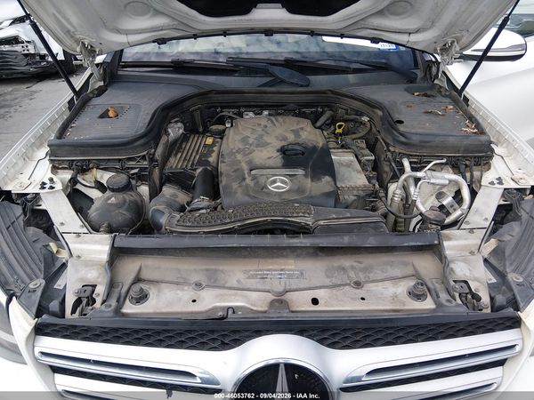 2017 MERCEDES-BENZ GLC 300 GLC300 — I10