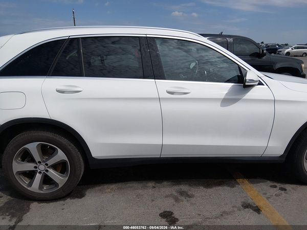 2017 MERCEDES-BENZ GLC 300 GLC300 — I116