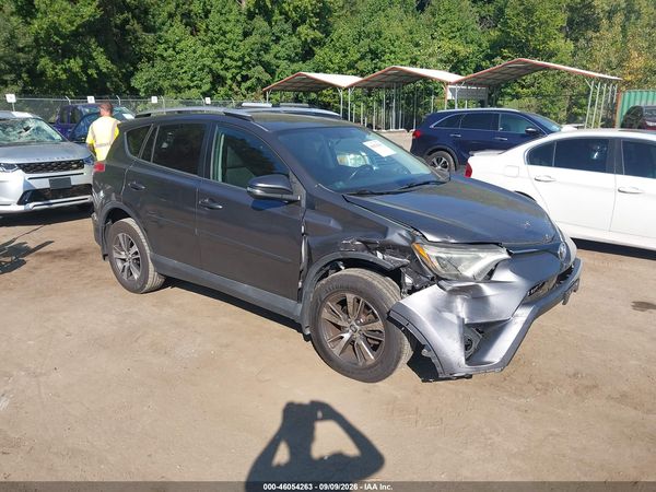2016 TOYOTA RAV4 XLE — I1