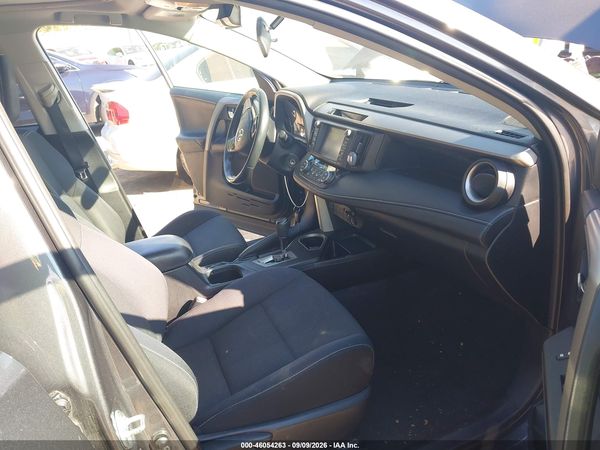 2016 TOYOTA RAV4 XLE — I5