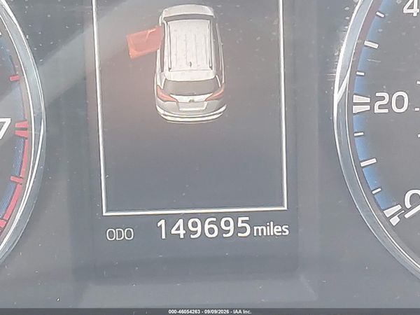 2016 TOYOTA RAV4 XLE — I118