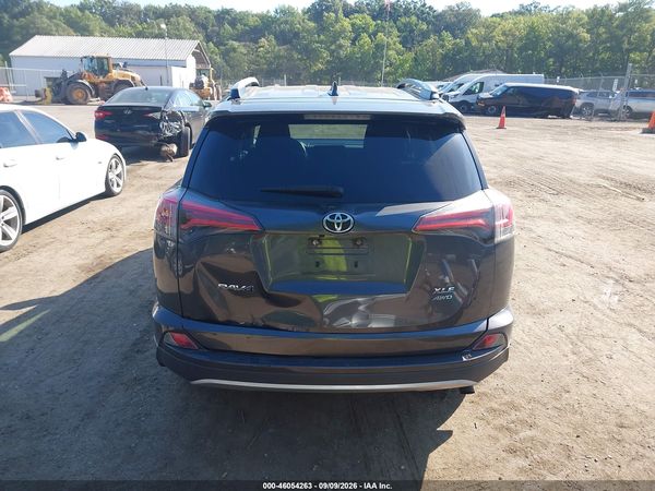 2016 TOYOTA RAV4 XLE — I119