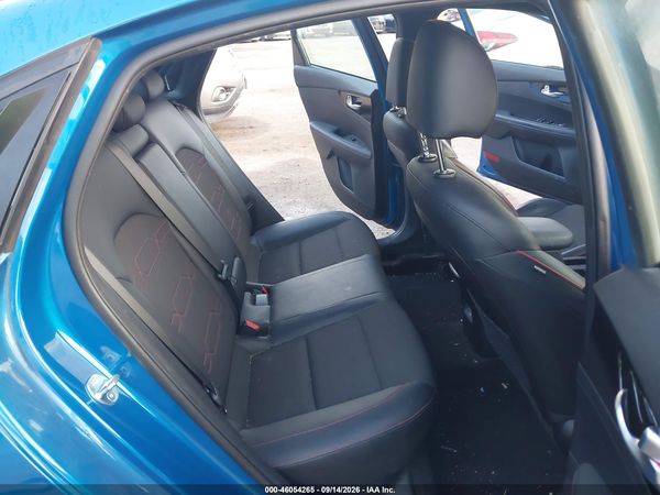 2023 KIA FORTE GT — I8